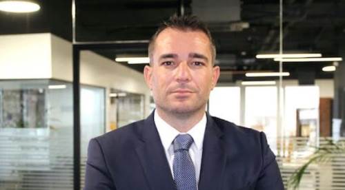 Onur Talay kimdir ve ne iş yapıyor?