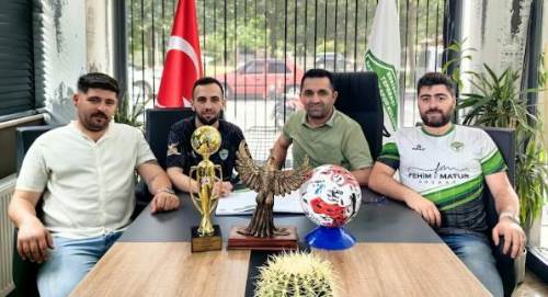 Onur Yıldız yuvada kaldı