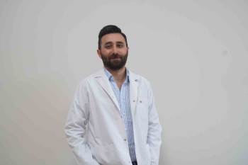 Op. Dr. Mustafa Şahin Hasta Kabulüne Başladı
