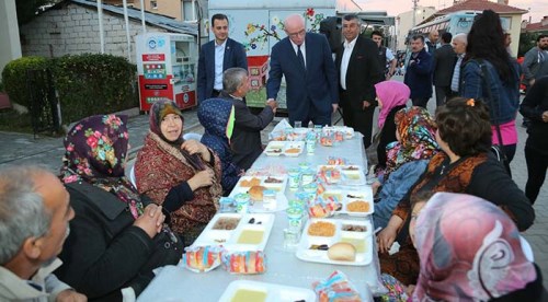 Orhangazi sakinleri iftarda buluştular