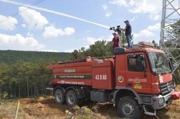 Ormanlık Alandaki Yangın Korkuttu
