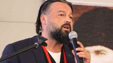 Osman Taş istifa etti, futbolcular protestoyu bitirdi