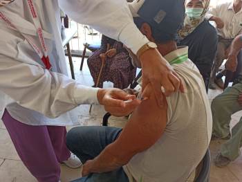 Osmaneli De Köylerde Aşılama Çalışmaları Devam Ediyor
