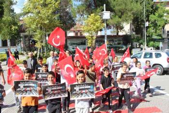 Osmaneli’Nde ’Yayalara Öncelik Duruşu, Hayata Saygı Duruşu’ Uygulaması
