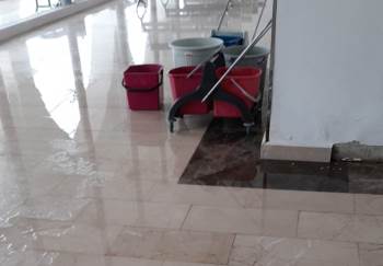 Otogarın Önce Alçı Tavanı Çöktü, Şimdi De Çatısı Akıyor
