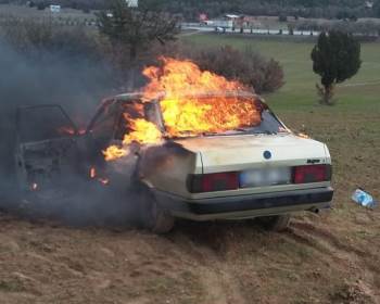 Otomobil Alev Alev Yandı
