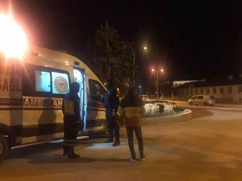 Otomobil İle Motosiklet Çarpıştı; 1 Yaralı
