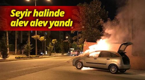 Otomobil seyir halinde alev alev yandı