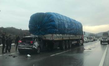 Otomobil Tıra Arkadan Çarptı: 1 Yaralı
