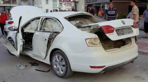 Otomobildeki tüp bomba gibi patladı!