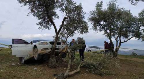 Otomobilini çalan genci bulup, öldürdü!