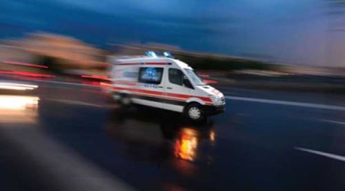Otomobille tır çarpıştı: 1 ölü
