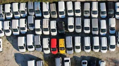 Otoparklar icralık araçlarla hınca hınç doldu!