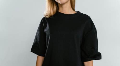 Oversize Nedir? Moda Dünyasında Hacim ve Rahatlık Arayışı