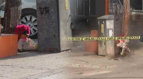 Oyuncak bebek alarmı! Böyle patladı...