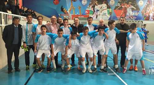 Oyunlarıyla büyülediler