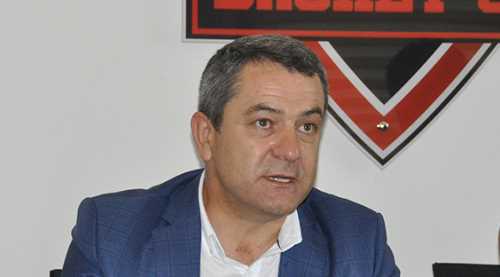 Özeçoğlu takdir topluyor