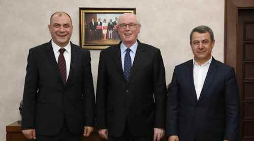 Özeçoğlu ve Kesikbaş Kurt'u ziyaret etti