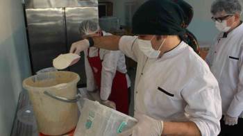 Özel Çocuklardan Damak Çatlatan Lezzetler
