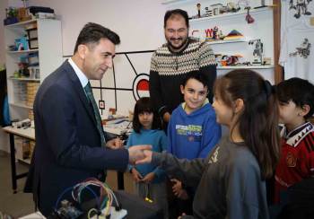 Özel Çocuklarla Bir Araya Geldi
