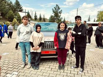 Özel Gereksinimli Öğrencilerin Toog’A Binme İstediği Geri Çevirmedi
