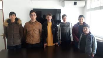 Özel Öğrenci Yönetmenliğinde İdlib İçin ’’Bir Ölür Bin Diriliriz’’ İsimli Kısa Film Çektiler
