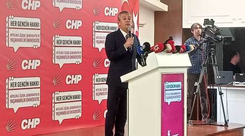 Özgür Özel Eskişehir'de: Haller Gençlik Merkezi'nde önemli buluşma