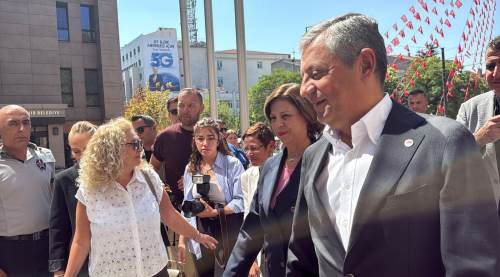 Özgür Özel Eskişehir’e geldi: Cenaze törenine katılacak