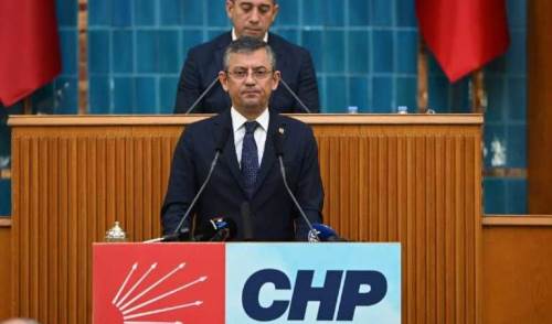 Özgür Özel isim isim açıkladı: İşte CHP'nin yeni A Takımı 