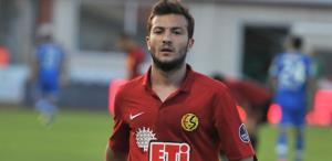 Özgür'e Deportivo talip