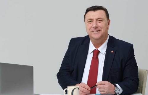 Özkan Alp: "Belediye çalışanlarımızın gönlü rahat olsun"