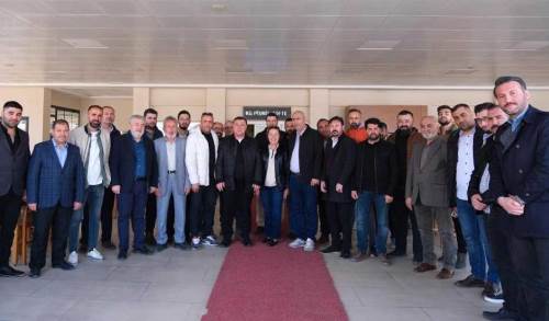 Özkan Alp: "Hizmet etmeyeni göndermek sizin elinizde"