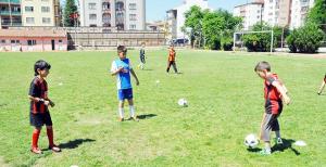 Özveriyle çalışıyorlar