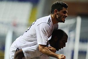 PAŞANIN YILDIZLARINA DİKKAT!