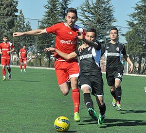 Paçayı zor kurtardı 2-1