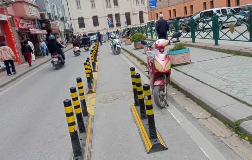 Park önleme dubaları motosiklet park alanına döndü