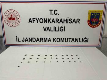 Parkta Şüpheli Hareketlerde Bulunan Şahıstan 31 Adet Sikke Ele Geçirildi
