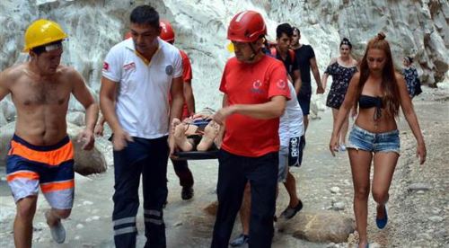 Parmak arası terlikle ölümden döndü
