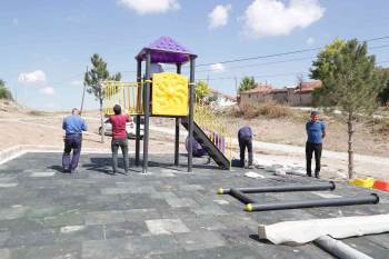 Parmakören’E Çocuk Oyun Parkı
