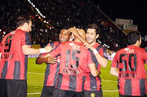 PAŞA YI DEVİRECEĞİZ