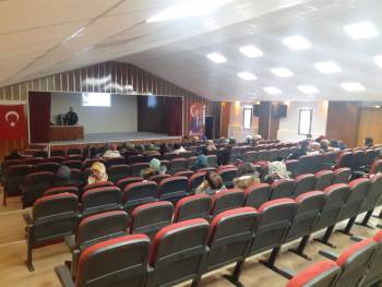 Pazarlar’Da, "En İyi Narkotik Polisi Anne" Semineri
