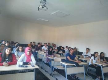 Pazarlar’Da İngilizce Kursu
