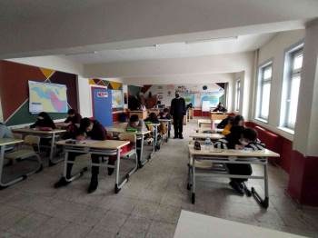 Pazaryeri İlçesinde 8. Sınıf Öğrencileri Yarıyıl Tatilinde De Lgs’Ye Hazırlandı
