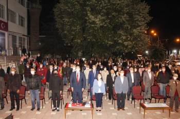 Pazaryeri’Nde 15 Temmuz Demokrasi Ve Milli Birlik Nöbeti
