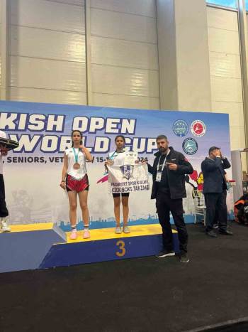 Pazaryerili Sporcu Kick Boks Dünya Kupasında 3.Oldu
