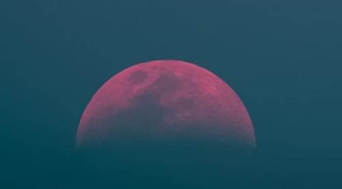 Pembe Dolunay nedir, ne zaman 2026? Gökyüzünde büyük değişimin tarihi!