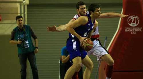 Pertevniyal’den iki transfer