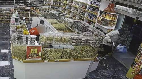 Petrol istasyonunda 600 bin liralık soygun!