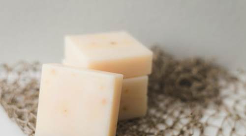 Peynir Cildi Yaşlandırır mı? Mitler ve Gerçekler Cilt Sağlığı Rehberi