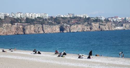 Plaj çantasında mutlaka olması gereken 10 şey